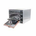 Four fumoir professionnel multifonction Helia 24 avec la porte ouverte